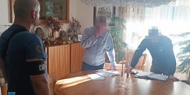 Справа про "відмивання" 500 млн: СБУ та ДБР проводять обшуки у колишнього "регіонала" (фото)