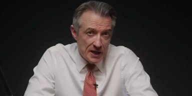 Штраф за бороду і зайву вагу: що приховують "найбожевільніші" шлюбні договори (відео)