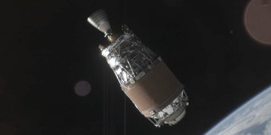 Апарат для прибирання космічного сміття зустрівся на орбіті з покинутою ракетою (відео)