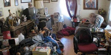 "Повна катастрофа": жінка показала стан будинку після орендарів (фото)