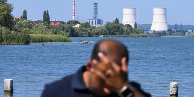 Прикрываются детьми: российские военные разместились в школе города Курчатов