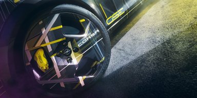 Мощный конкурент Mini Cooper: самый быстрый Opel в истории впервые показали на фото