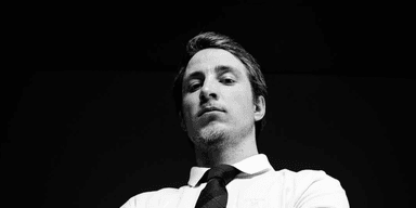 "Должен был бы подать в суд": "холостяк" Александр "Терен" ответил на слухи о том, как он потерял ноги