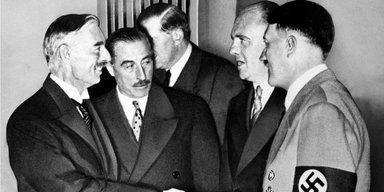 С Путиным - как с Гитлером: почему 2025-й год в Европе рискует повторить роковой 1938-й