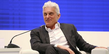Офіційно: Британія зняла санкції з російського олігарха Тинькова