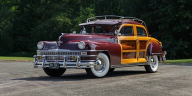 С деревянными дверями: необычный Chrysler 1947 года оценили в $350 000 (фото)