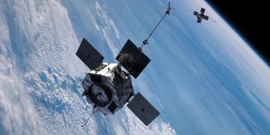 Сьогодні на Землю впаде апарат NASA вагою 600 кг: 14 років перебував у космосі (фото)