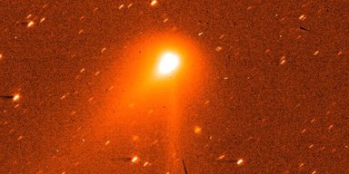 Міжзоряний об'єкт 3I/ATLAS викидає в космос 2 тонни води на секунду: нові знімки (фото)