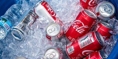 Coca-Cola поможет в домашних делах: названы 6 уникальных свойств напитка