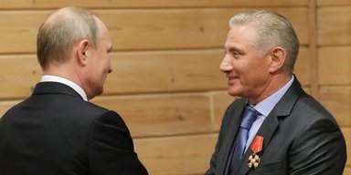 Пустят с молотка за крохотный долг: в Финляндии арестовали виллу друга Путина