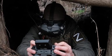 Россия атакует ВСУ новыми дронами на оптоволокне. Как спасти танки и бронемашины