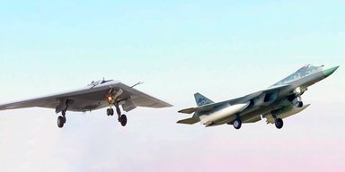 Россия дорабатывает тяжелый ударный беспилотник С-70 "Охотник": детали модернизации