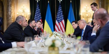 На встрече на следующей неделе лидеры G7 будут просить Трампа за гарантии безопасности для Украины: в FT озвучили детали
