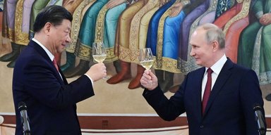 Візити у відповідь. Як Путін допомагає Сі Цзіньпіну будувати "китайську мрію"