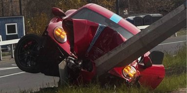 В Киеве разбили новый нестандартный спорткар Porsche за 10 миллионов (фото)