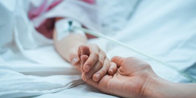 Восставшие из мертвых: ученые рассказали о странных случаях, когда люди "оживали" после смерти