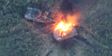 "Відбили штурм": у бригаді "Рубіж" показали, як палять російські танки (відео)