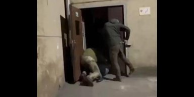 У Львові люди в формі силоміць відвезли чоловіка до ТЦК: розпочали перевірку (відео)