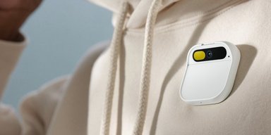Без екрана, зате з ШІ: де прилад Ai Pin зможе і не зможе замінити смартфони (відео)