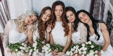 Подруга не впізнала наречену: як весільна істерія ледь не знищила роки дружби (фото)