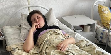 "Все вокруг меня погибли": история 22-летней раненой во время удара по Черкасской Лозовой (фото)