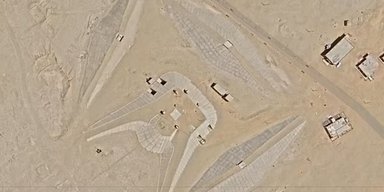 На Google Maps помітили "Зоряну браму" посеред пустелі: вона розташована поруч із пірамідами (фото)