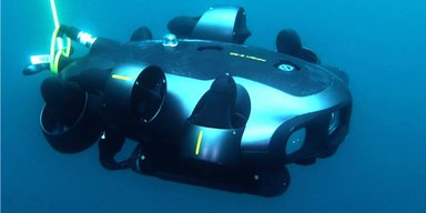 Ныряет на 200 м и снимает в 4К: представлен новый подводный дрон FiFish E-GO (видео)