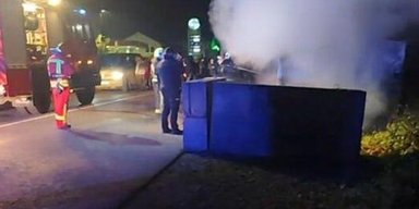 Мешканці села на Закарпатті бойкотують запроваджений карантин: підпалили блокпост, — соцмережі (відео)