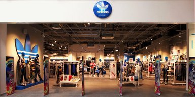 Пішли з ринку: у Москві відкриють магазин із продукцією Adidas та Reebok, — росЗМІ