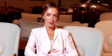 46-летняя телеведущая Василиса Фролова вышла замуж (фото)