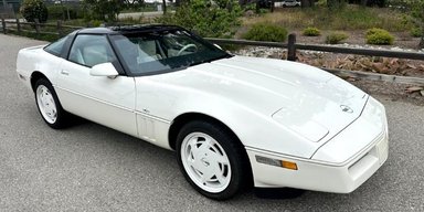 Капсула часу з 80-х: виявлено рідкісний 36-річний Chevrolet Corvette без пробігу (фото)