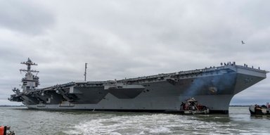 Вистачить на два есмінця: з флагманського авіаносця Gerald R. Ford звільнили до 600 моряків