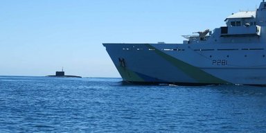 Блуждает по Ла-Маншу: военные НАТО следят за российской подлодкой (видео)