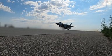 В РФ показали ядерні навчання на аеродромі "Ахтубинск": як це пов'язано з ударом по Су-57