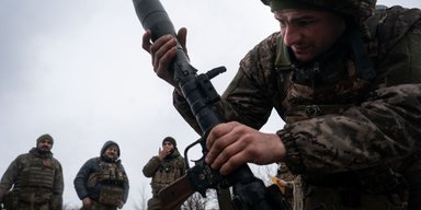 Бої на Донбасі: ЗС РФ знищили укріплення ЗСУ, воїни змушені відійти, — "Хортиця" (карта)