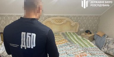 Выводил тайком: на Закарпатье сотрудник ТЦК помогал сбегать мобилизованным