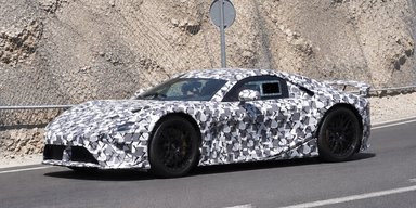 Lexus готує новинку для фанатів LFA: легендарний спорткар стане електричним, але є нюанс
