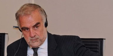 Одиозный экс-прокурор, обвиняемый в коррупции и домогательстве, теперь занялся "геноцидом армян", - СМИ