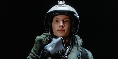 "В воздухе 2 наших самолета, а россиян 13": пилот ВСУ рассказал о сложных боевых задачах (видео)