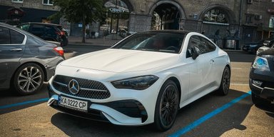 В Україні з'явився новітній елегантний спорткар Mercedes-Benz (фото)