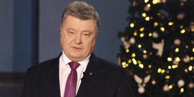 Под бой часов. Что скажет Порошенко украинцам в новогоднюю ночь