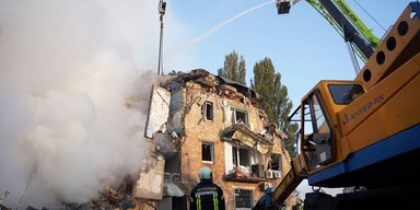 Самый массовый баллистический удар по Киеву: аналитики воссоздали движение ракет и "Шахедов"
