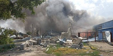"Где БТР тоже попали": в Токмаке уничтожили командный пункт ВС РФ, — соцсети (видео)