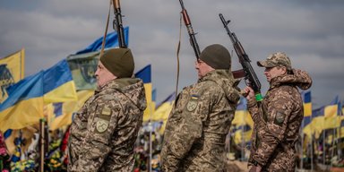 Виплати за загиблого військового: як зміниться розмір допомоги у 2025 році