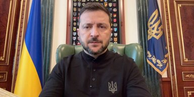День захисників в Україні: Зеленський підписав указ про міста-герої у 7 областях (відео)