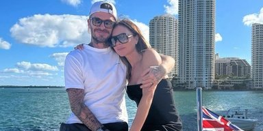 Вікторія і Девід Бекхем з дітьми відпочивають на яхті в Маямі (фото)