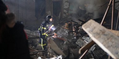 Росіяни масово атакували Запоріжжя дронами: є загибла і поранені (фото, відео)