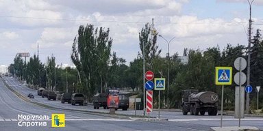 "Найбільше переміщення": в Маріуполі зафіксували ворожі колони ЗС РФ (фото, відео)