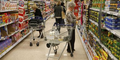 Почти как в Эфиопии: сколько украинцы тратят на продукты в 2023 году