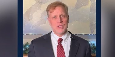 Посол США на русском языке поздравил РФ с Новым годом: "Разделяем глубокие традиции" (видео)